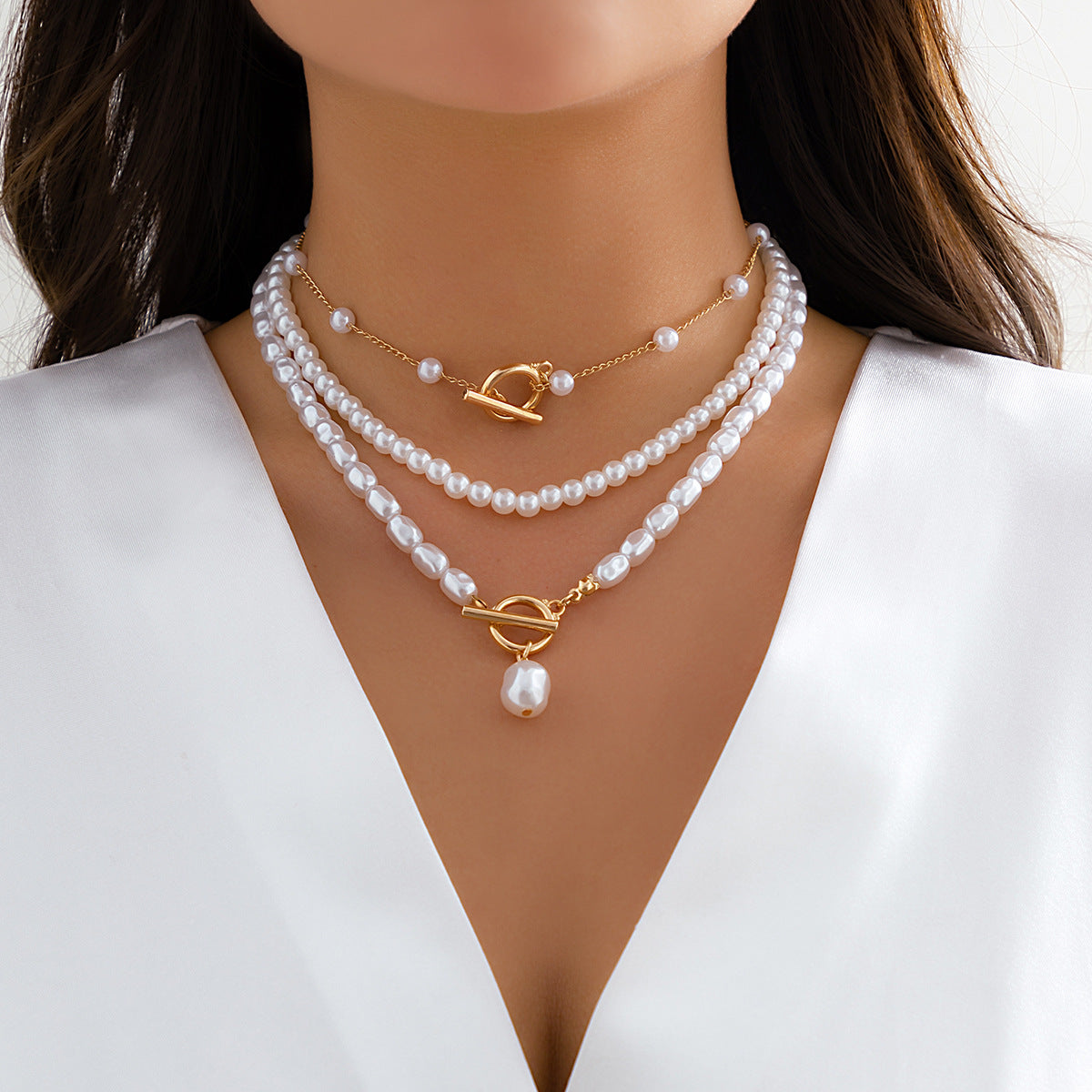 Multi-Layer Pearl and Diamond Heart Necklace with European Flair