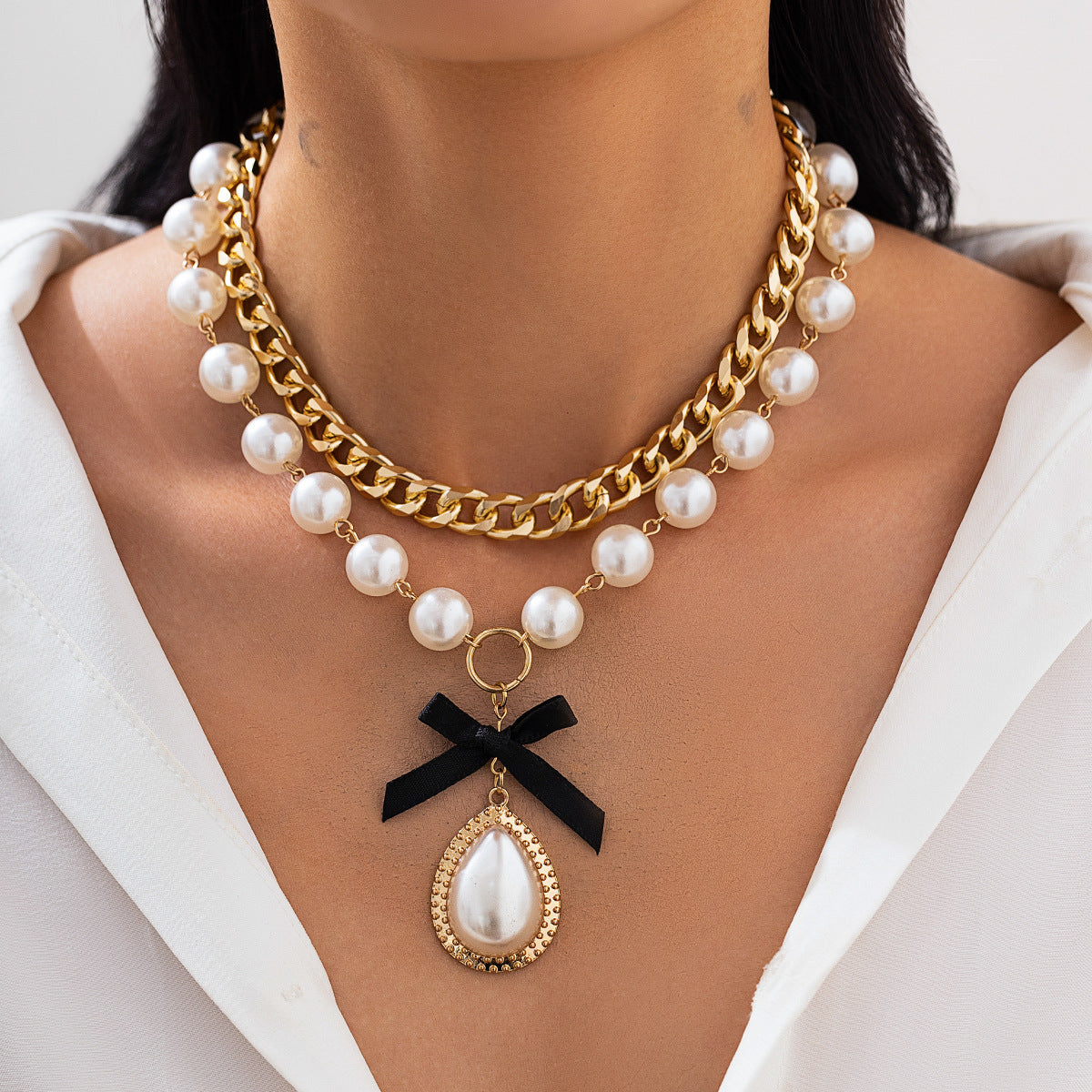 Pearl Bead Bow & Teardrop Layered Necklace