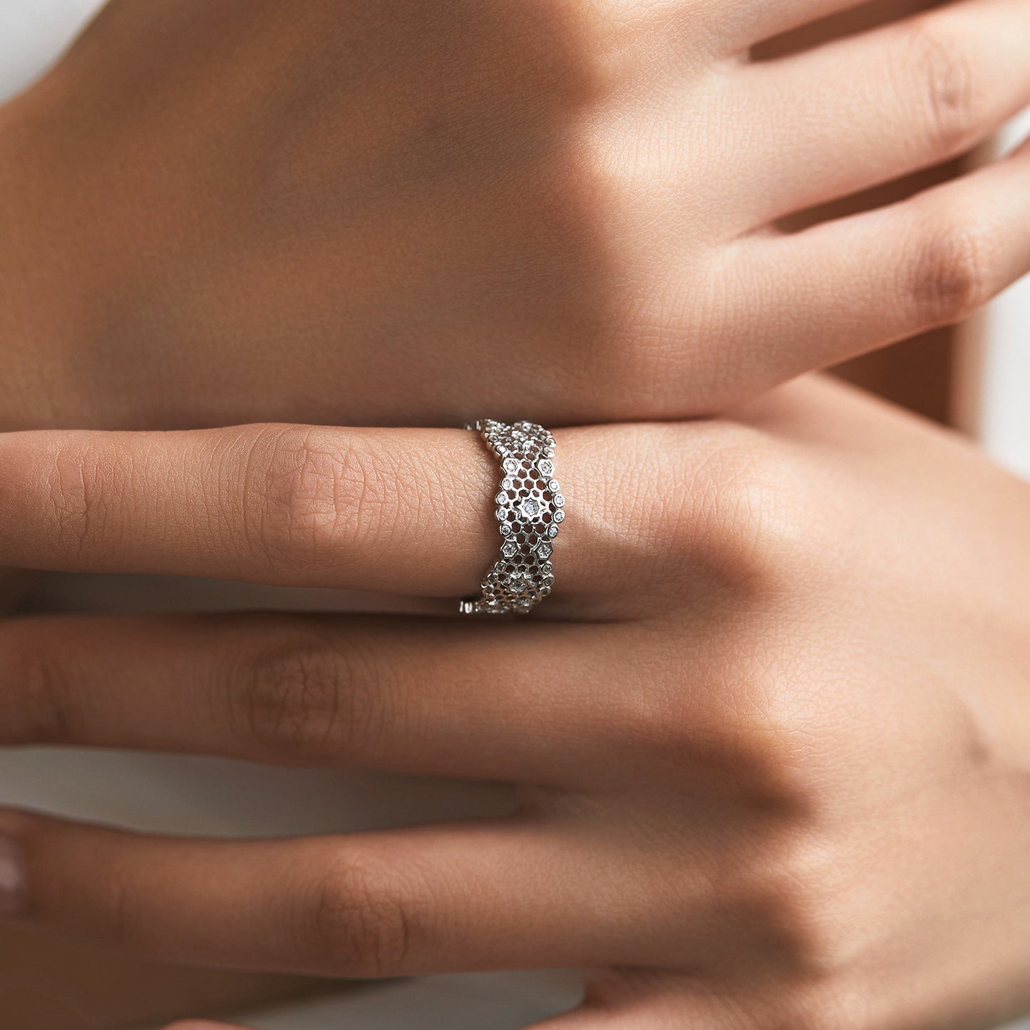 Planderful Everyday Genie Ring – Trendy Hollow Lace Design with Zircon Accents