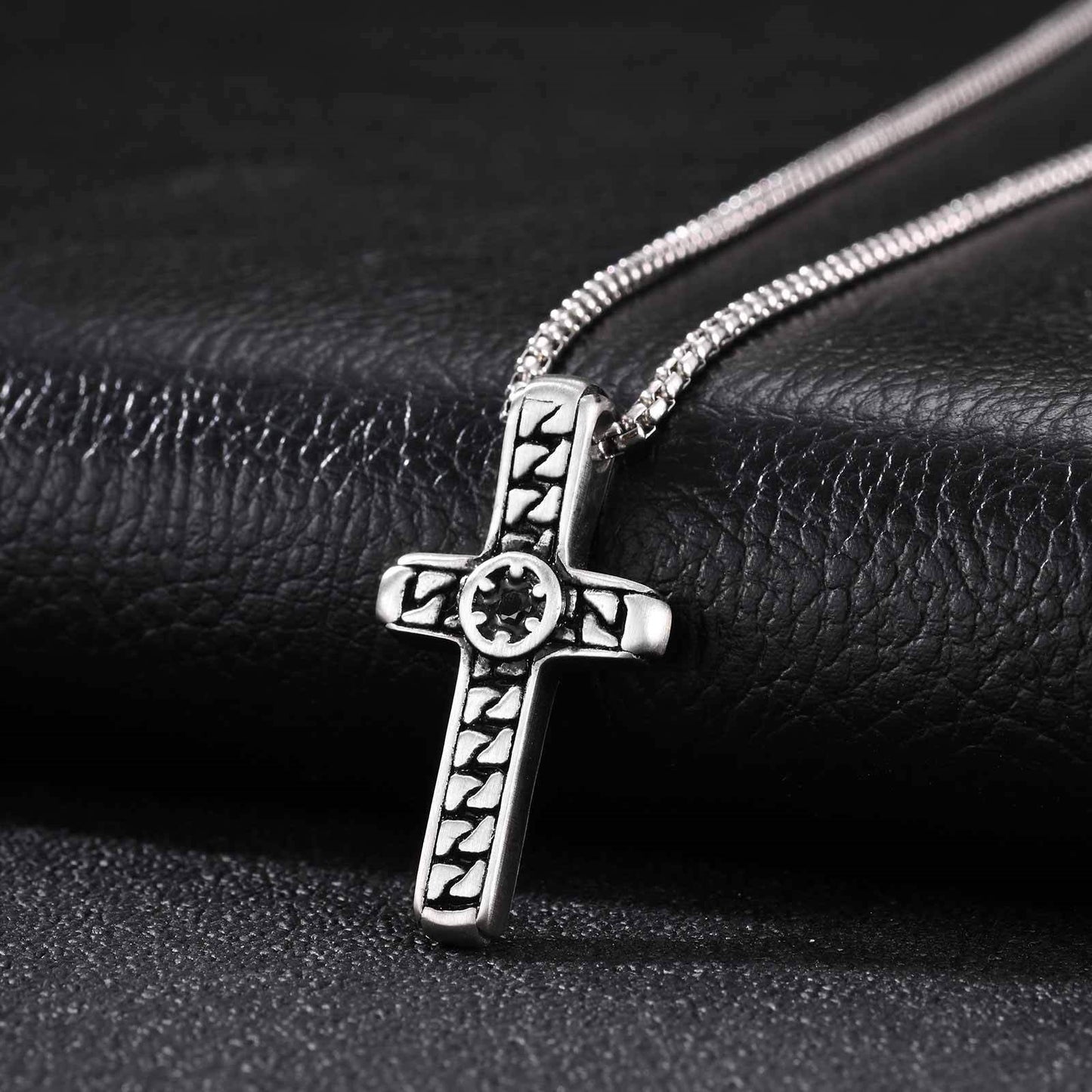 Stainless Steel Cross Pendant – Religious Style Daily Cool Hip Hop Necklace