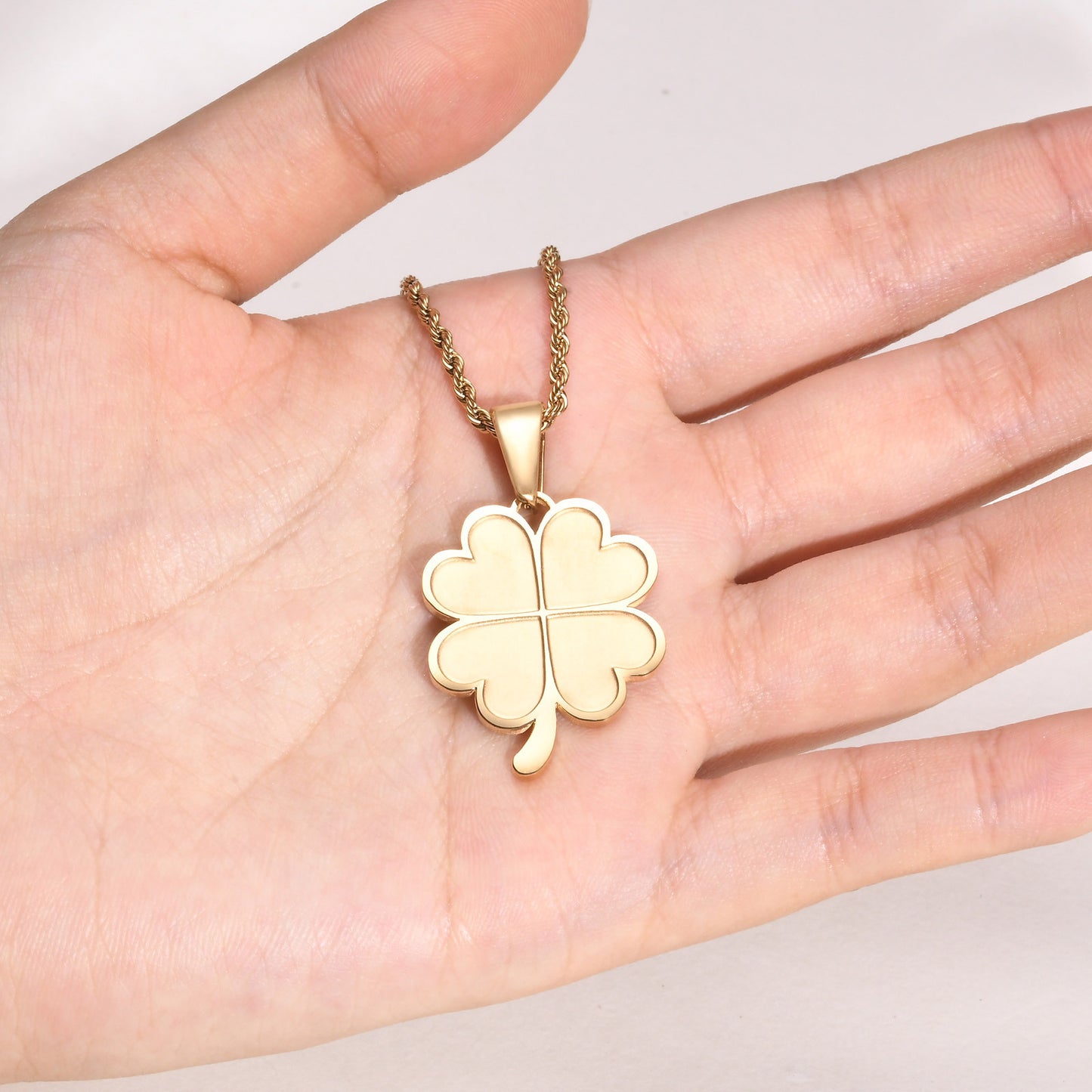 Jewelry Stainless Steel Four-Leaf Pendant Necklace Unisex