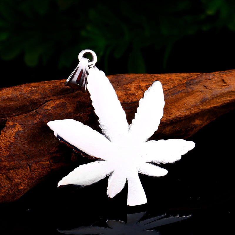 Customizable Retro Titanium Steel Maple Leaf Pendant Necklace for Men and Women - Korean Design