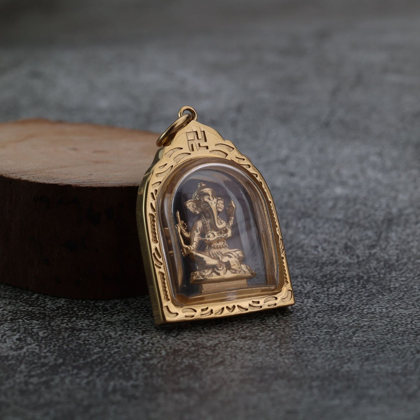 Cross-Border Golden Amulet Men's Pendant Fashion Jewelry