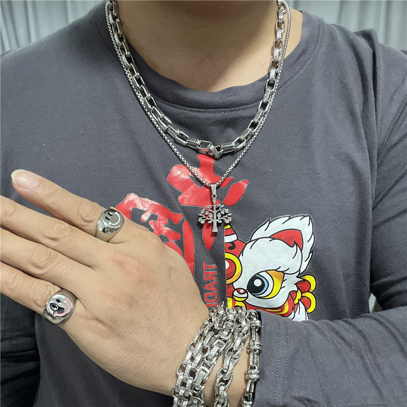 Personalized Retro Tree of Life Pendant Necklace for Men in Titanium Steel