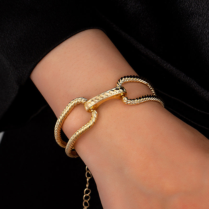 Planderful Vienna Verve – High-End Personalized Metal Geometric Bracelet