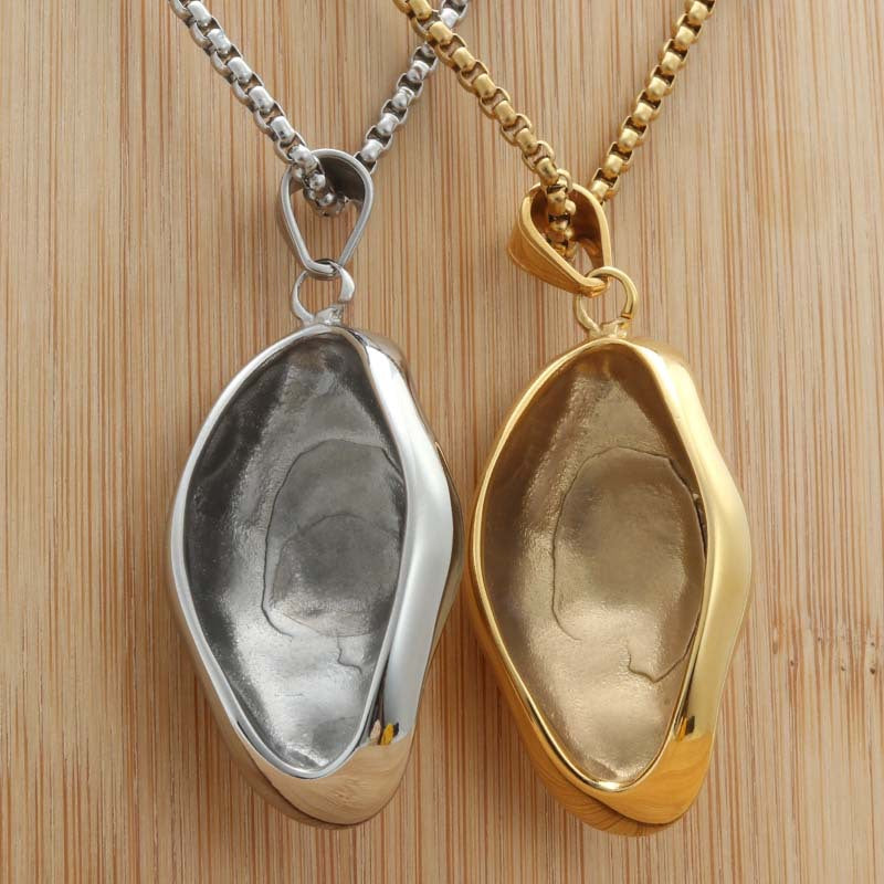 Punk Style Glossy Titanium Steel Ingot Pendant Necklace for Men - Retro Trendy Design by Planderful