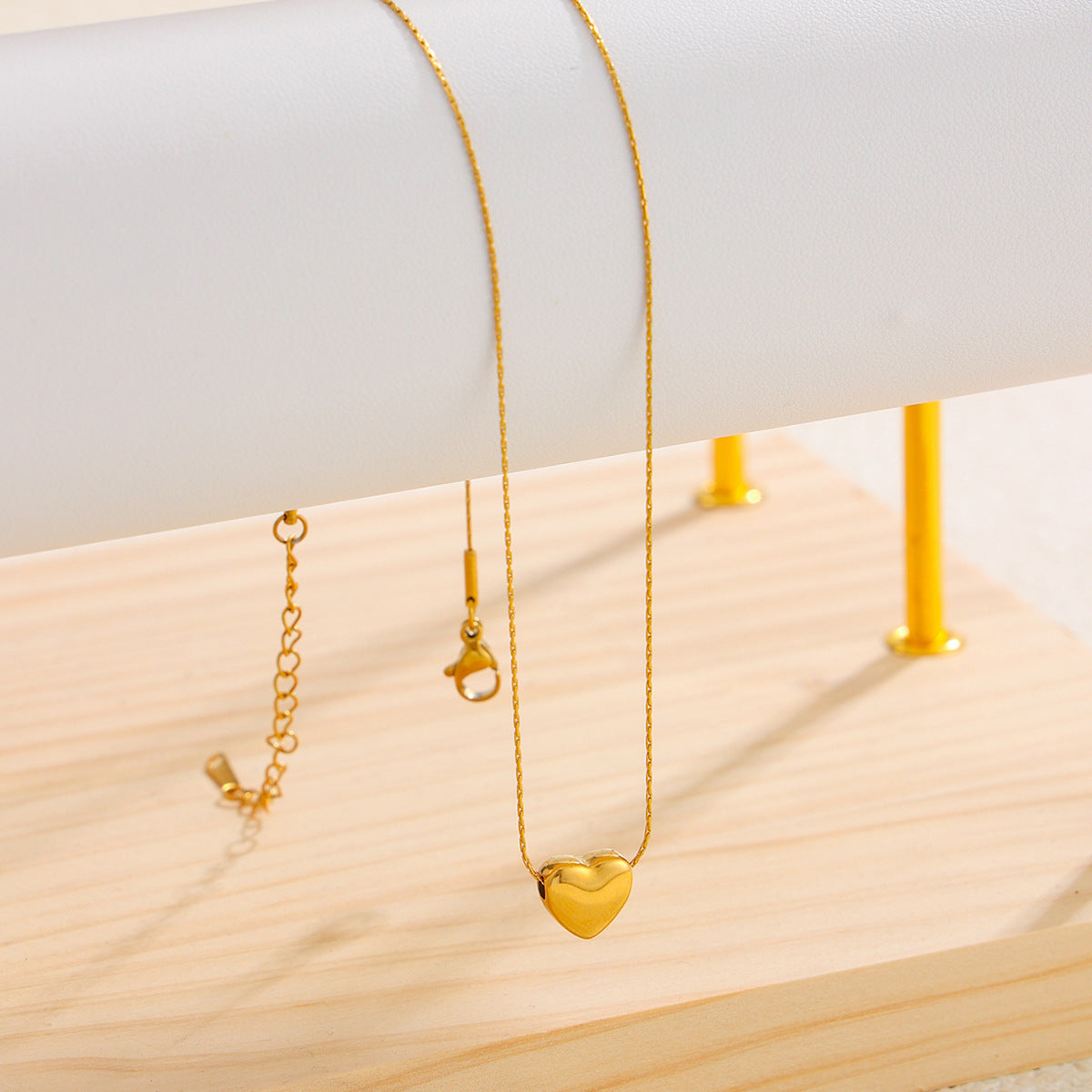 Stainless Steel Love Heart Pendant Collarbone Necklace Pvd Gold-Plated