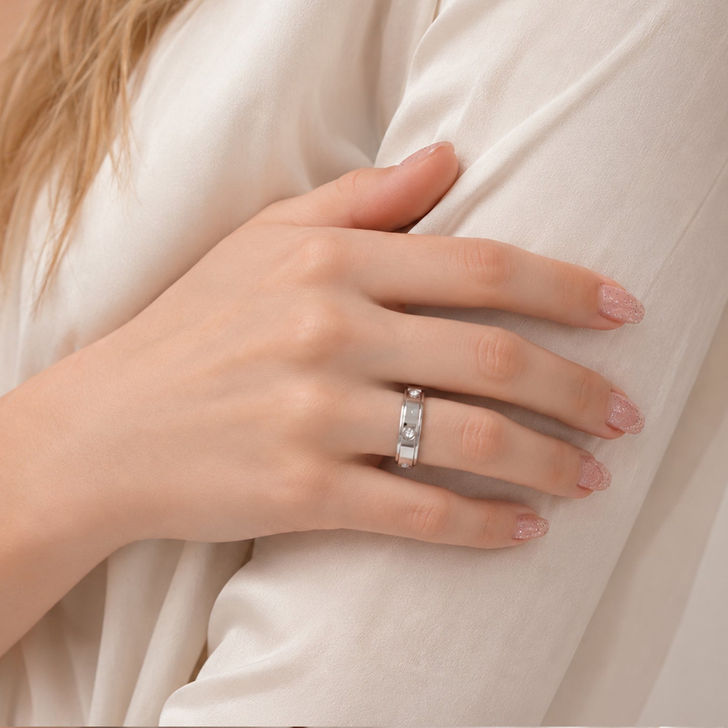 Planderful Everyday Genie Rotatable Zircon Stainless Steel Ring For Couples Unisex Light Luxury