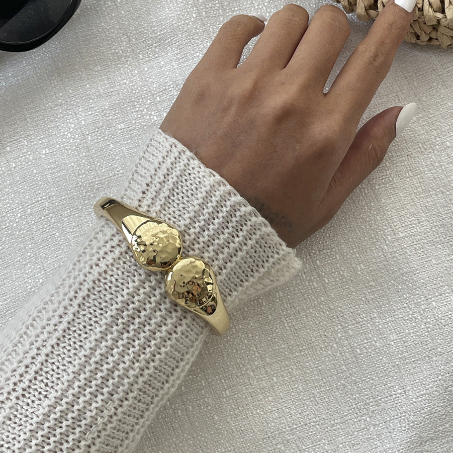 Planderful Vienna Verve Bracelet – Exaggerated Glossy Design