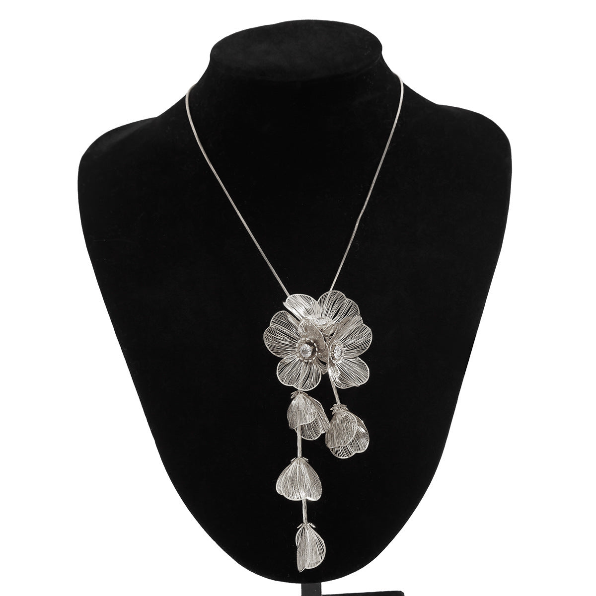 Crystal-Style Flower & Ginkgo Fringe Necklace