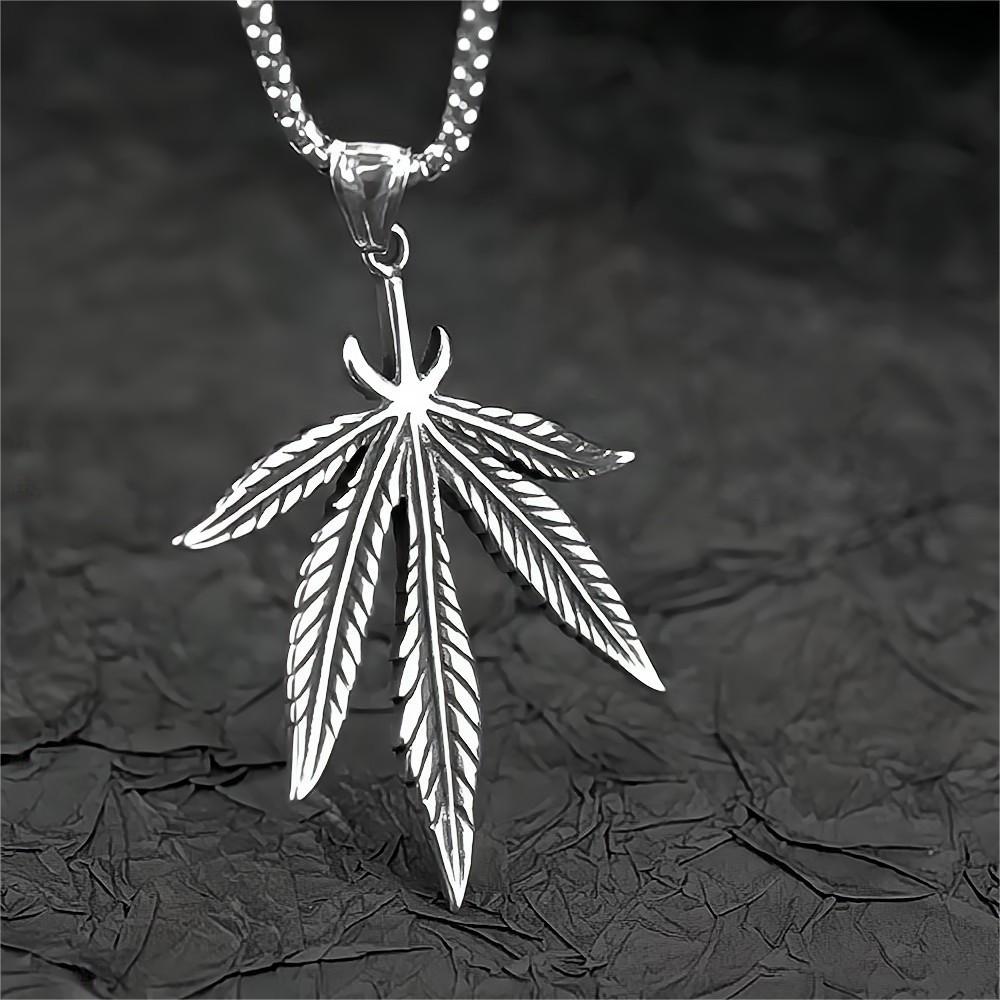 European And American Jewelry Wholesale Titanium Steel Men's Pendant Necklace Maple Leaf Tag Retro Hip-Hop Style