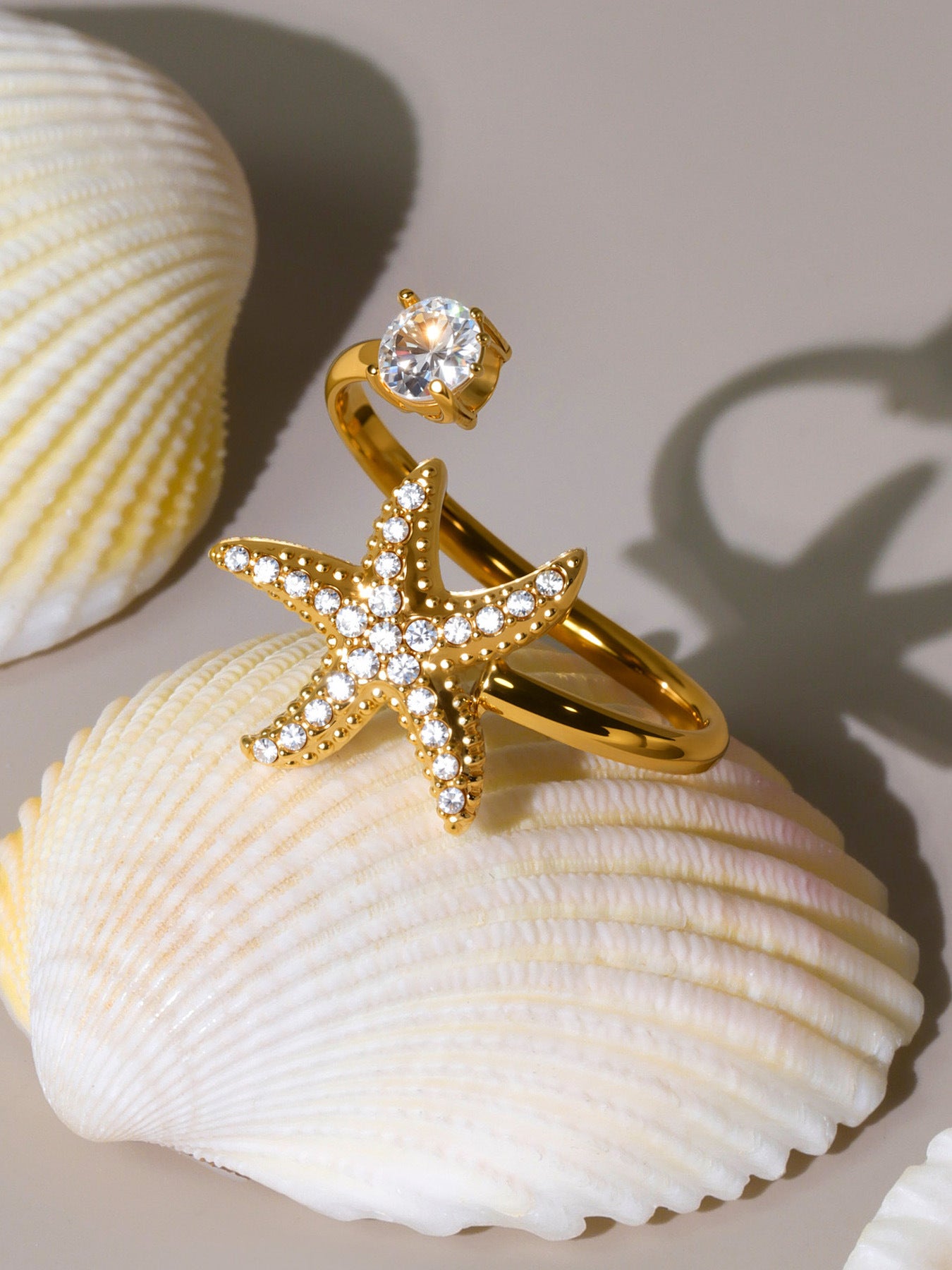 Planderful Starfish Ring 18K Gold Plated Beach Lovers