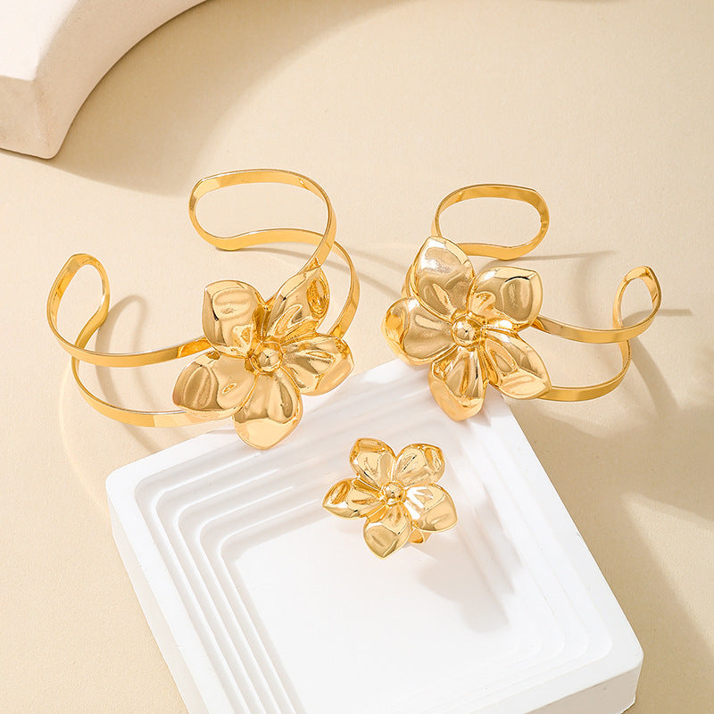 Planderful Vienna Verve Retro Metal Jewelry Set for Women