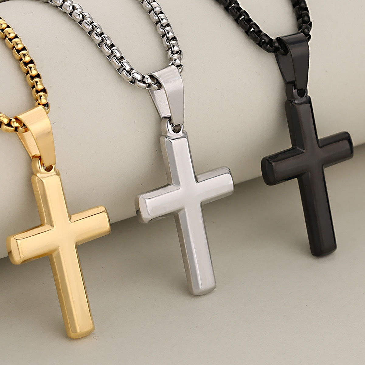 1. Planderful Cross Pendant Necklace Stainless Titanium Steel Unisex Hip Hop Style Gift for Him or Her