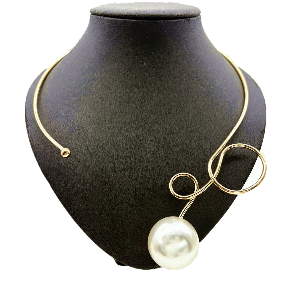 Planderful Savanna Rhythms Necklace – Elegant Imitation Pearl Design