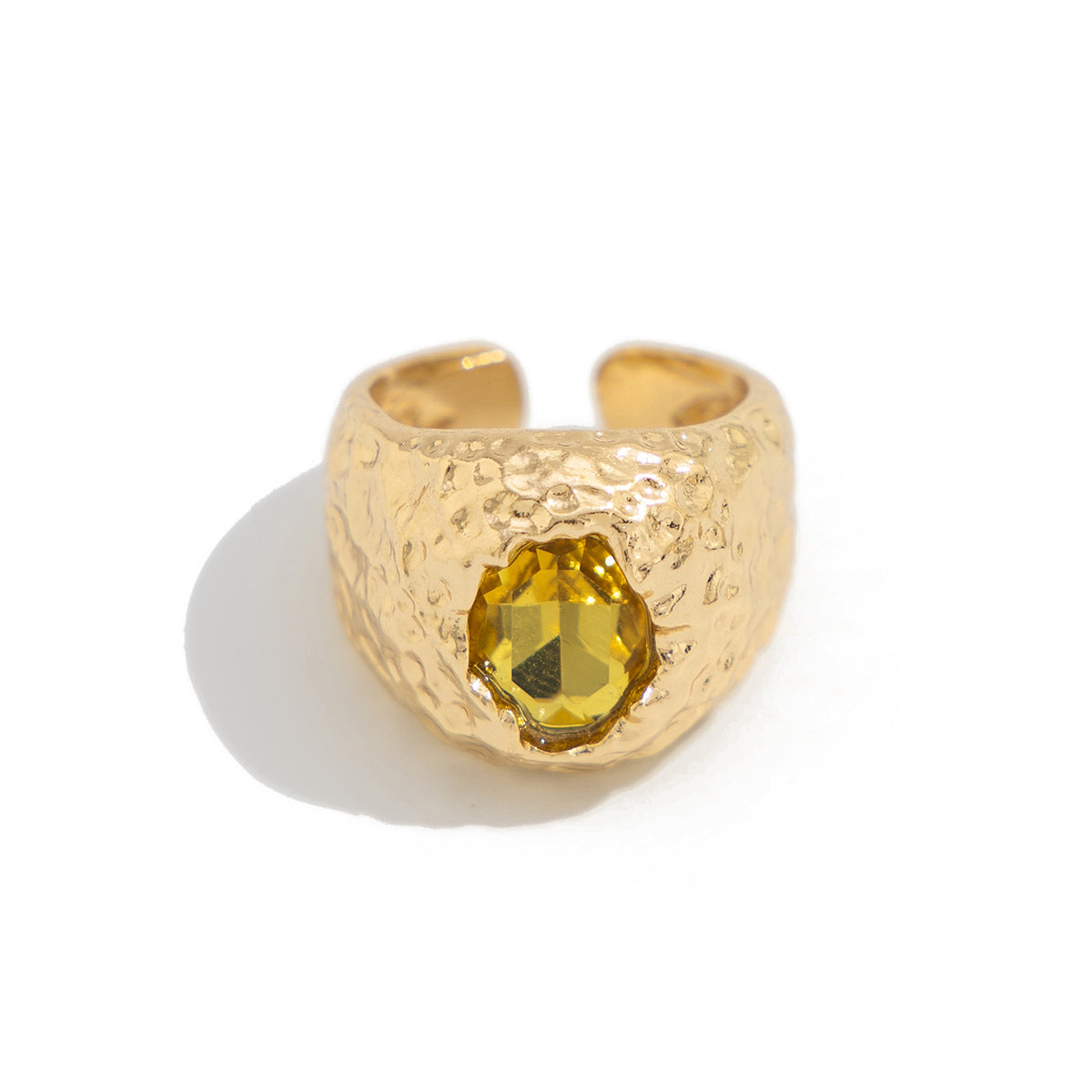 Planderful Vienna Verve Ring – Exaggerated Punk Geometric Design