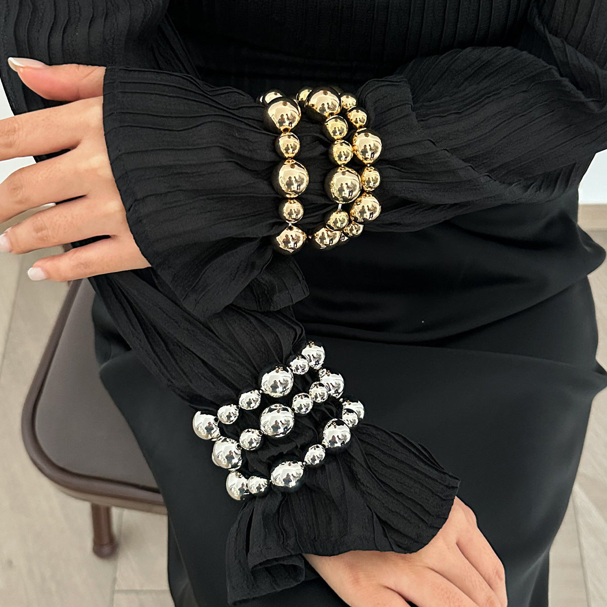 Planderful Vienna Verve Punk Beaded Bracelet For Women Bold Geometric Ball Jewelry With Contrasting Colors