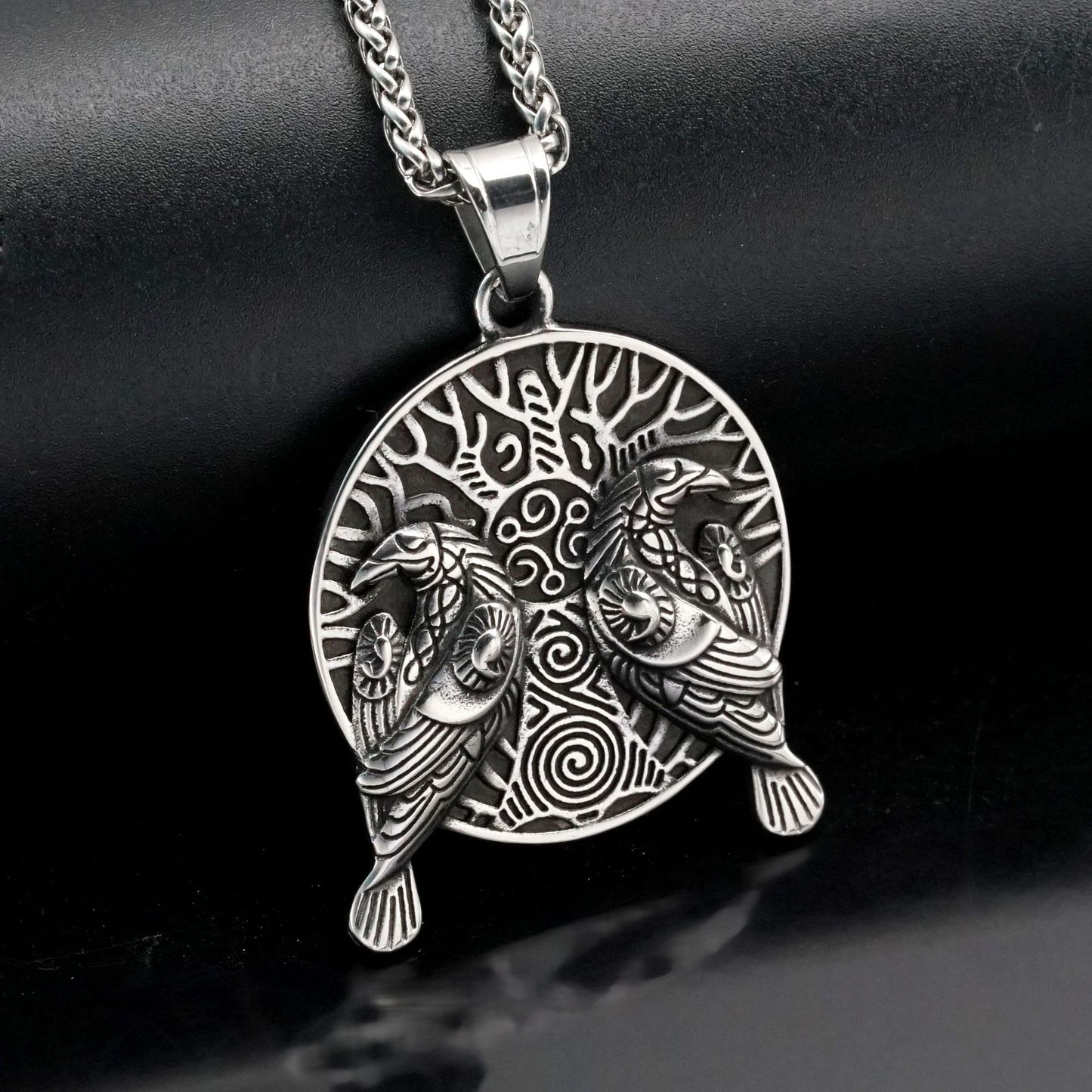 Steel Necklace – Vintage Nordic Viking Crow