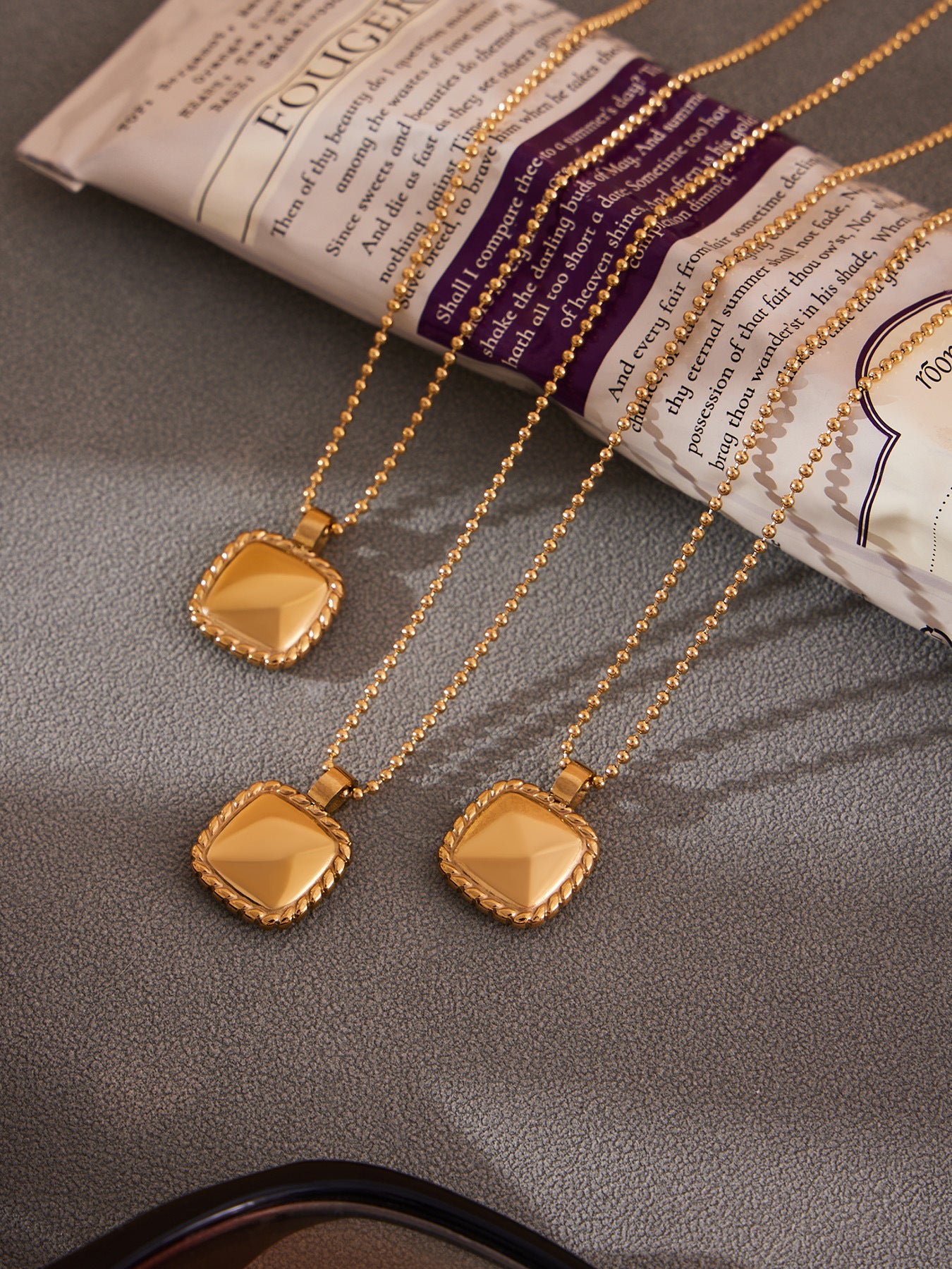 Planderful Genie Butterfly Necklace White Shell Inlay