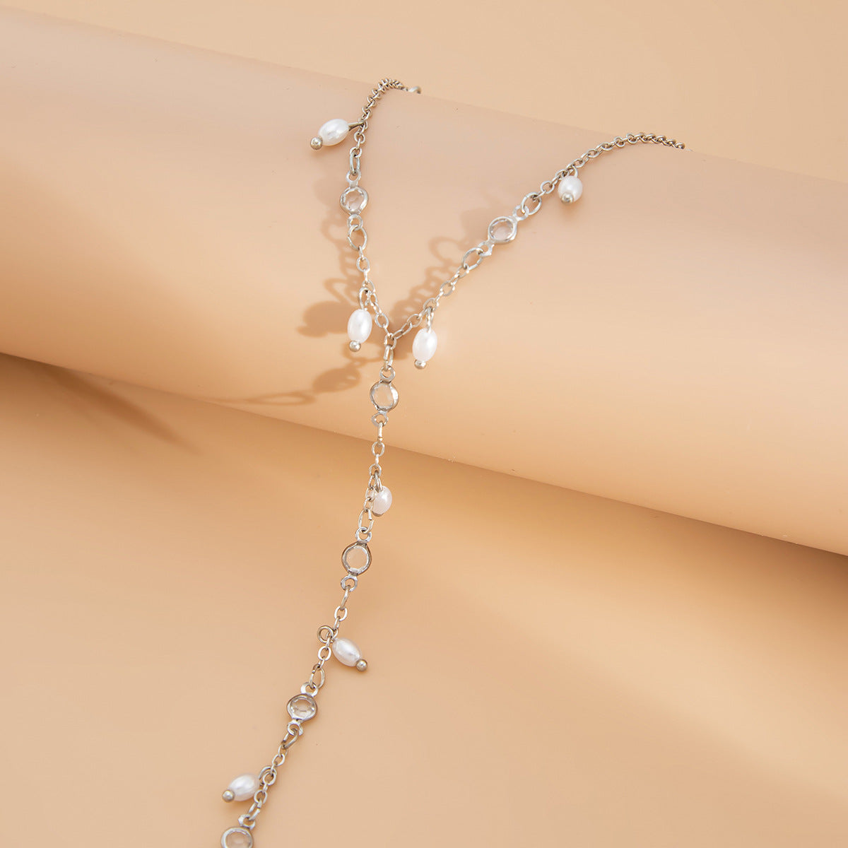 Planderful Vienna Verve Bracelet – Elegant Imitation Pearl and Crystal Design