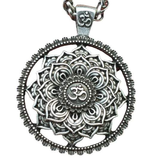 Enigmatic Norse Legacy Metal Mandala Necklace for Men