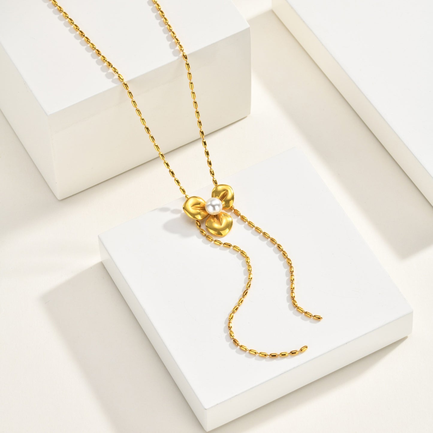 Minimalist Stainless Steel Flower Imitation Pearl Olive Bead Y-Shaped Exquisite Necklace