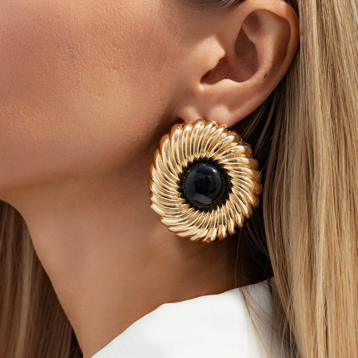 Planderful Vienna Verve Retro Exaggerated Round Gem Stud Earrings for Women Bold Geometric Jewelry