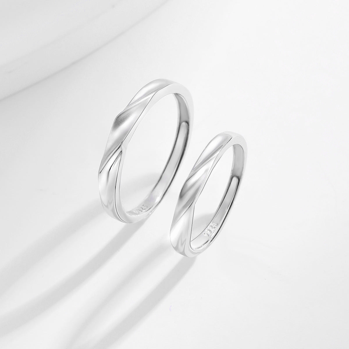 Planderful Everyday Genie – Mobius Popular Versatile Couple Ring 925 Sterling Silver Personality Cold Wind Sense of Luxury Pair Ring to Send Girlfriend
