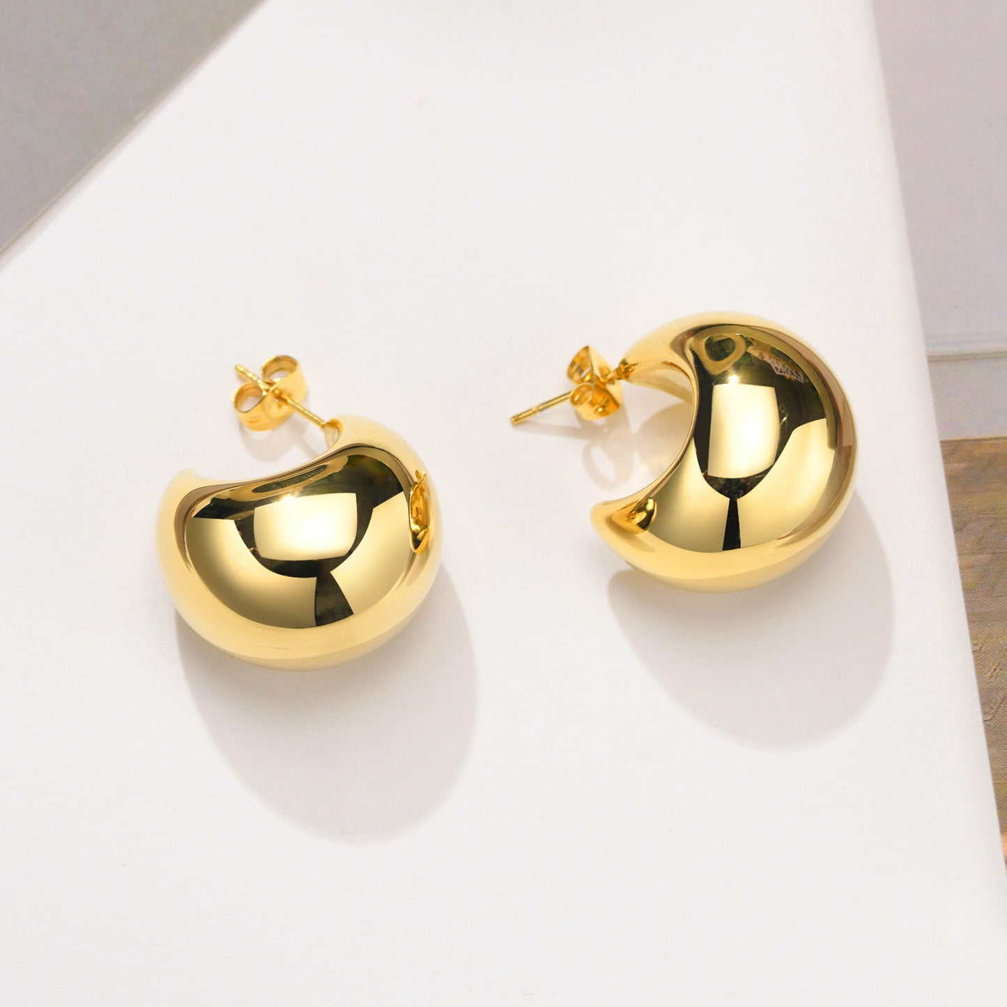 European And American Jewelry Wholesale Stainless Steel Hollow Crescent Moon Earrings Women