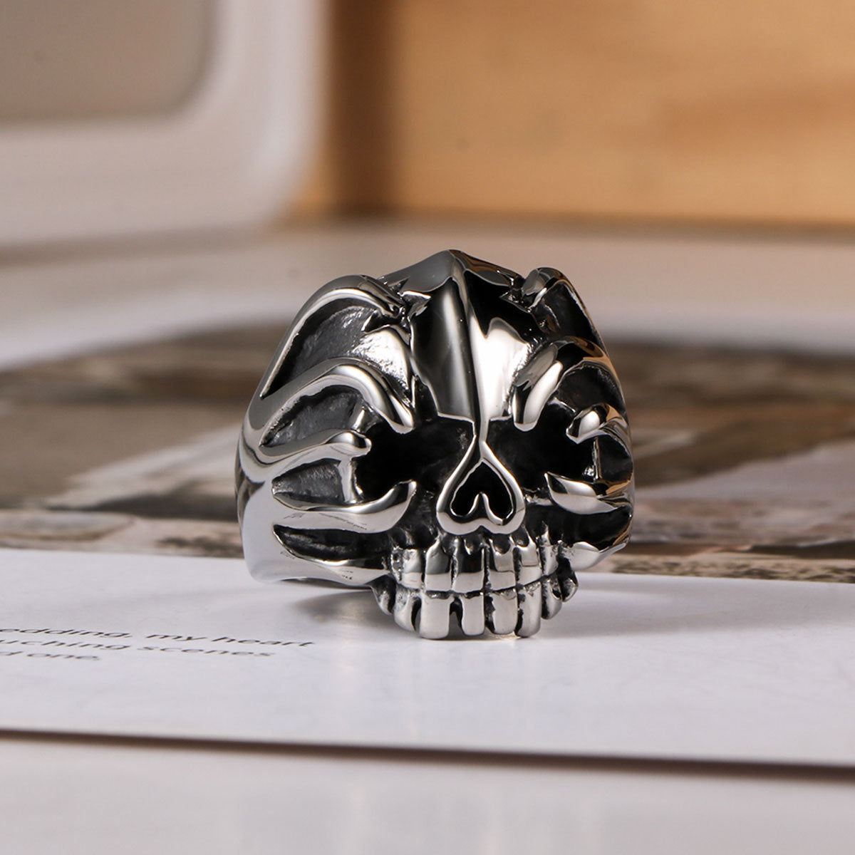 Retro Hipster Skull Hand Ghost Ring Titanium Steel Casting