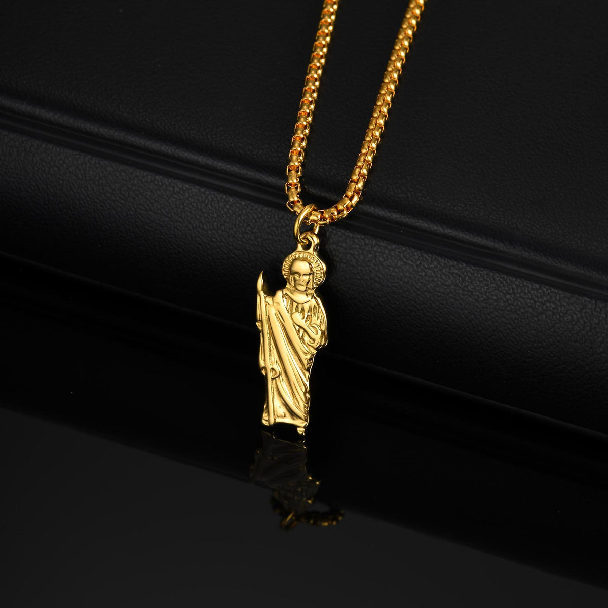Modern Gold-Tone Stainless Steel Necklace