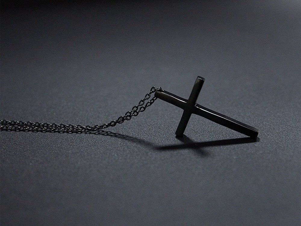 Planderful Everyday Genie Unisex Cross Necklace Titanium Steel Glossy Non Fading Durable Accessory