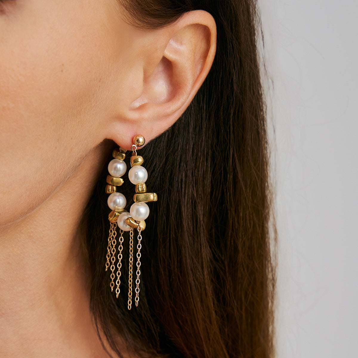 Planderful Vienna Verve Fringed Silver Chain Stud Earrings With Imitation Pearl For Women Statement