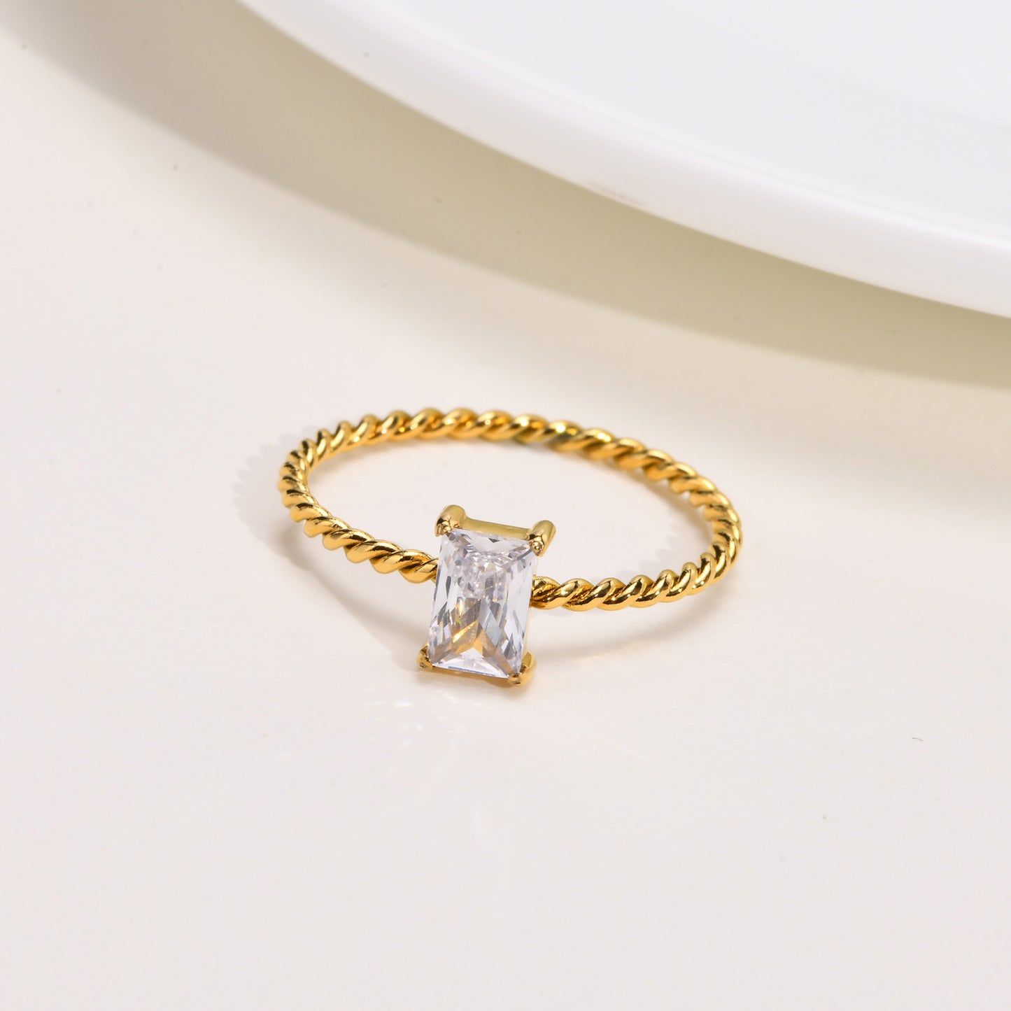 Stainless Steel White Zircon Square Ring Gold in Fashion Jewelry Wholesale