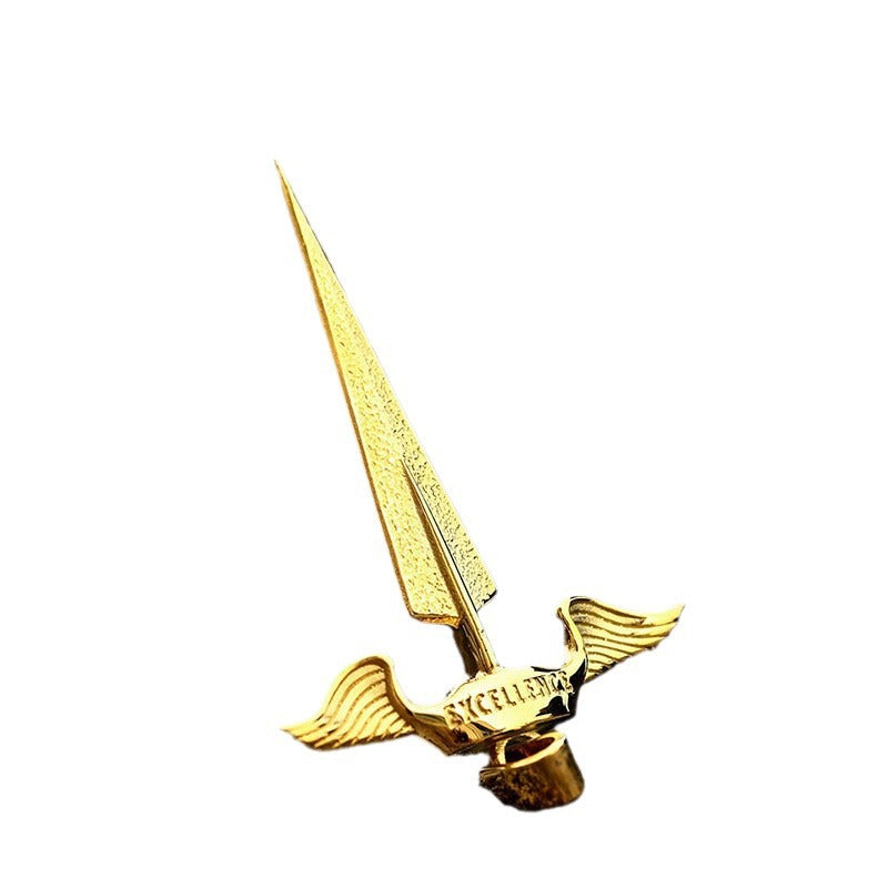 Gothic Arrow Pendant in Electroplated Gold for Men – Wholesale Titanium Steel Jewelry by Planderful