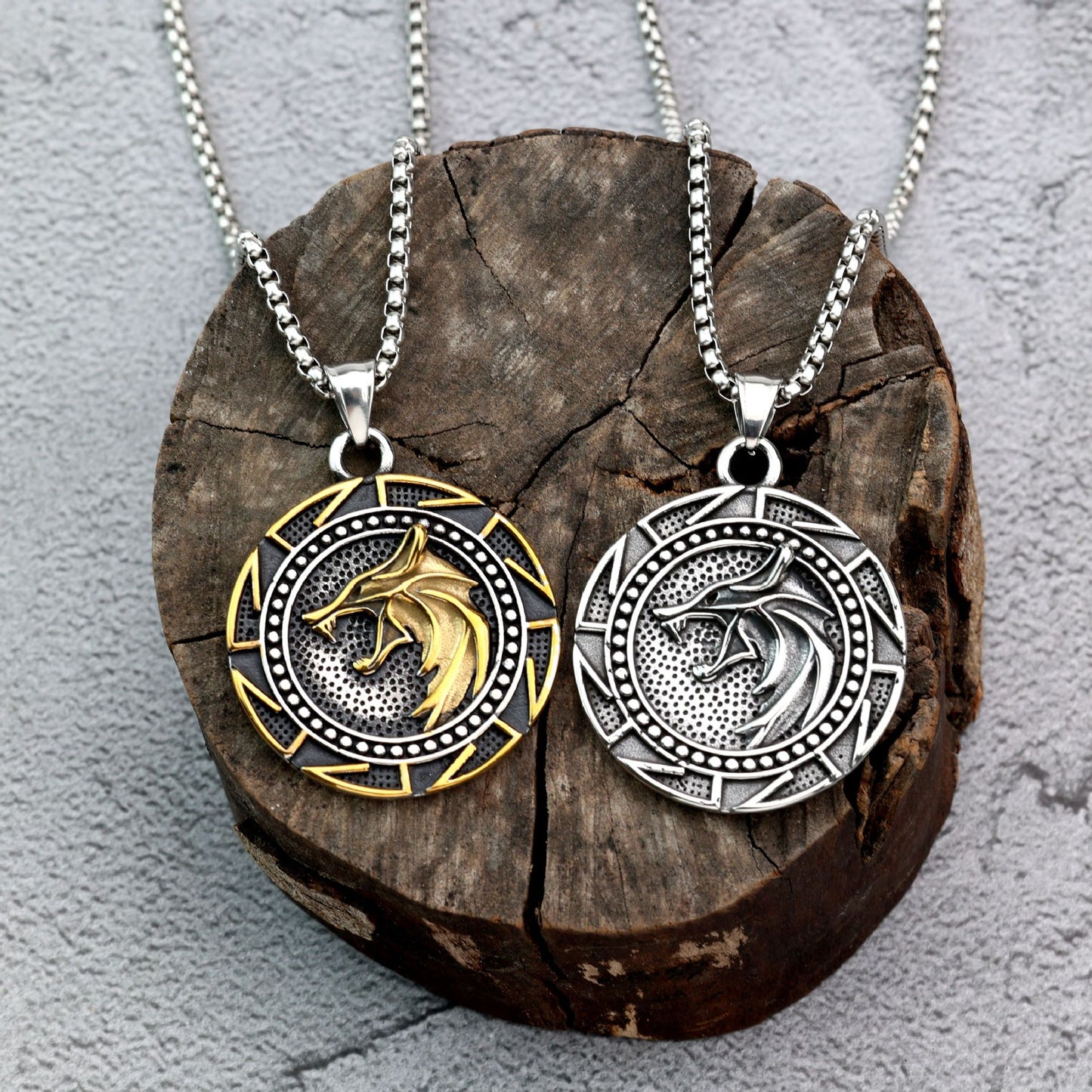 European And American Retro Men's Pendant Stainless Steel Viking Double-Sided Wolf Head Text Pendant For Men