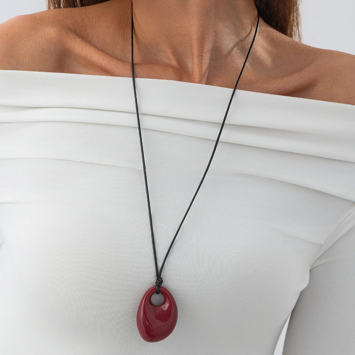 Adjustable Irregular Drop Pendant Necklace