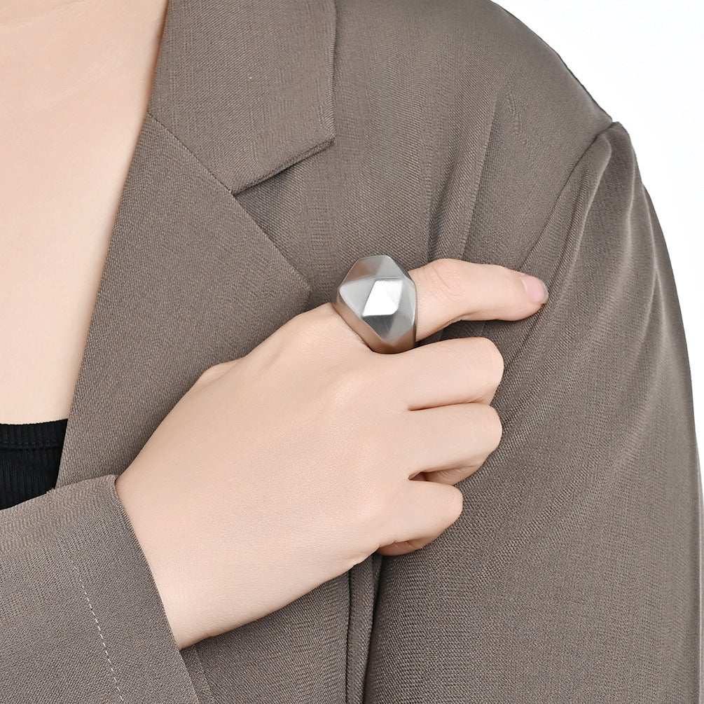 Planderful Diamond Shape Stainless Steel Gold Plated Ring For Fashion Forward Unisex Wearers