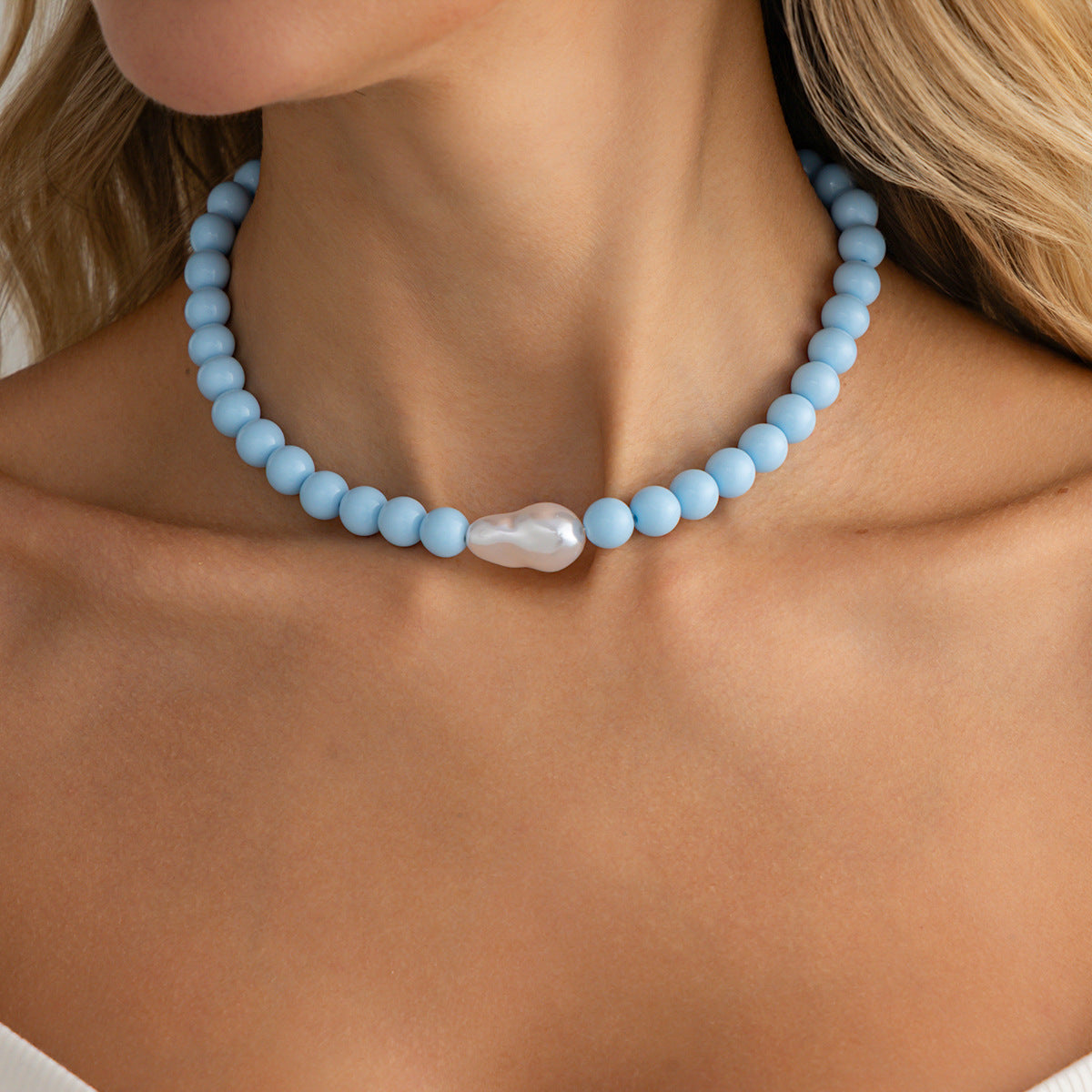 Colored Round Beads Pearl Necklace Dopamine Beaded Holiday Wind Necklace