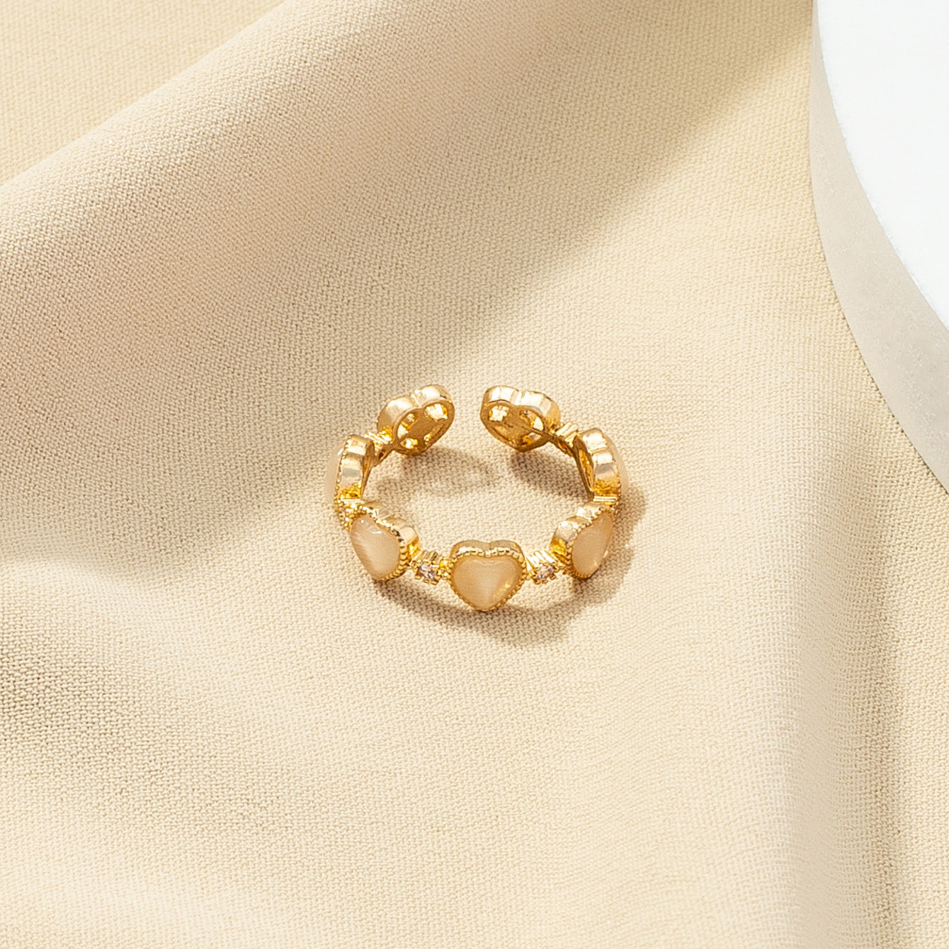 Elegant Copper Love Ring with Zirconium Inlay