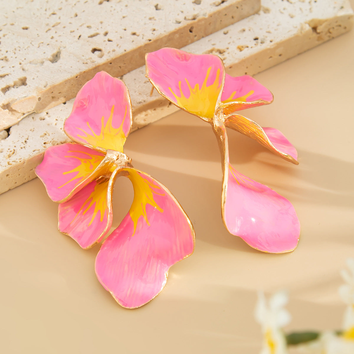 Planderful Vienna Verve Earrings – Irregular Petal Design with Pastoral Color