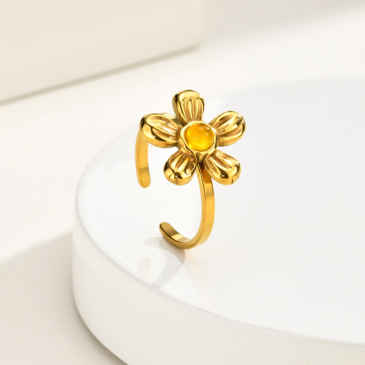 Hot Selling Premium French Stainless Steel Natural Topaz Flower Ring