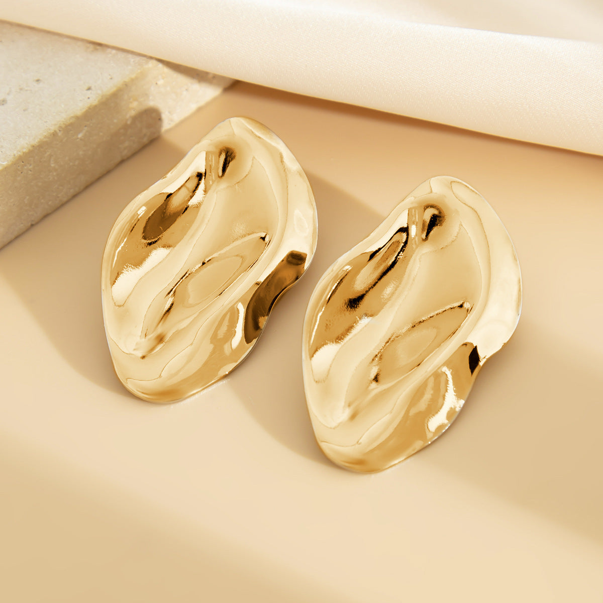 Planderful Vienna Verve Earrings – Elegant Geometric Design