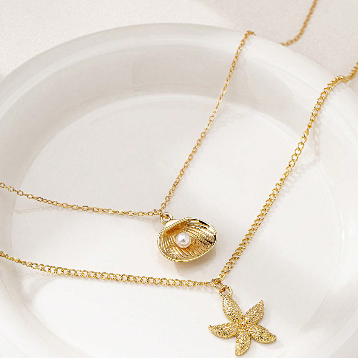 Planderful Vienna Verve Necklace – Fashionable Double-Layer Marine Creature Design