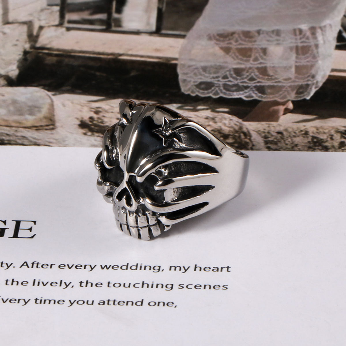 Retro Hipster Skull Hand Ghost Ring Titanium Steel Casting