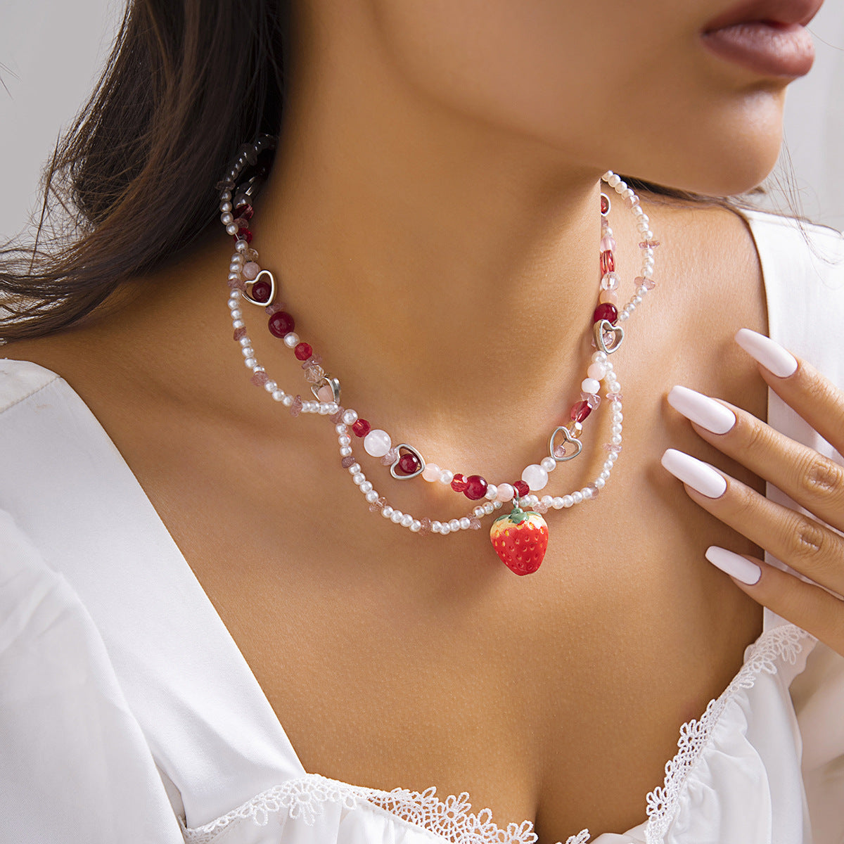 Planderful Vienna Verve Necklace – Elegant Imitation Pearl Design