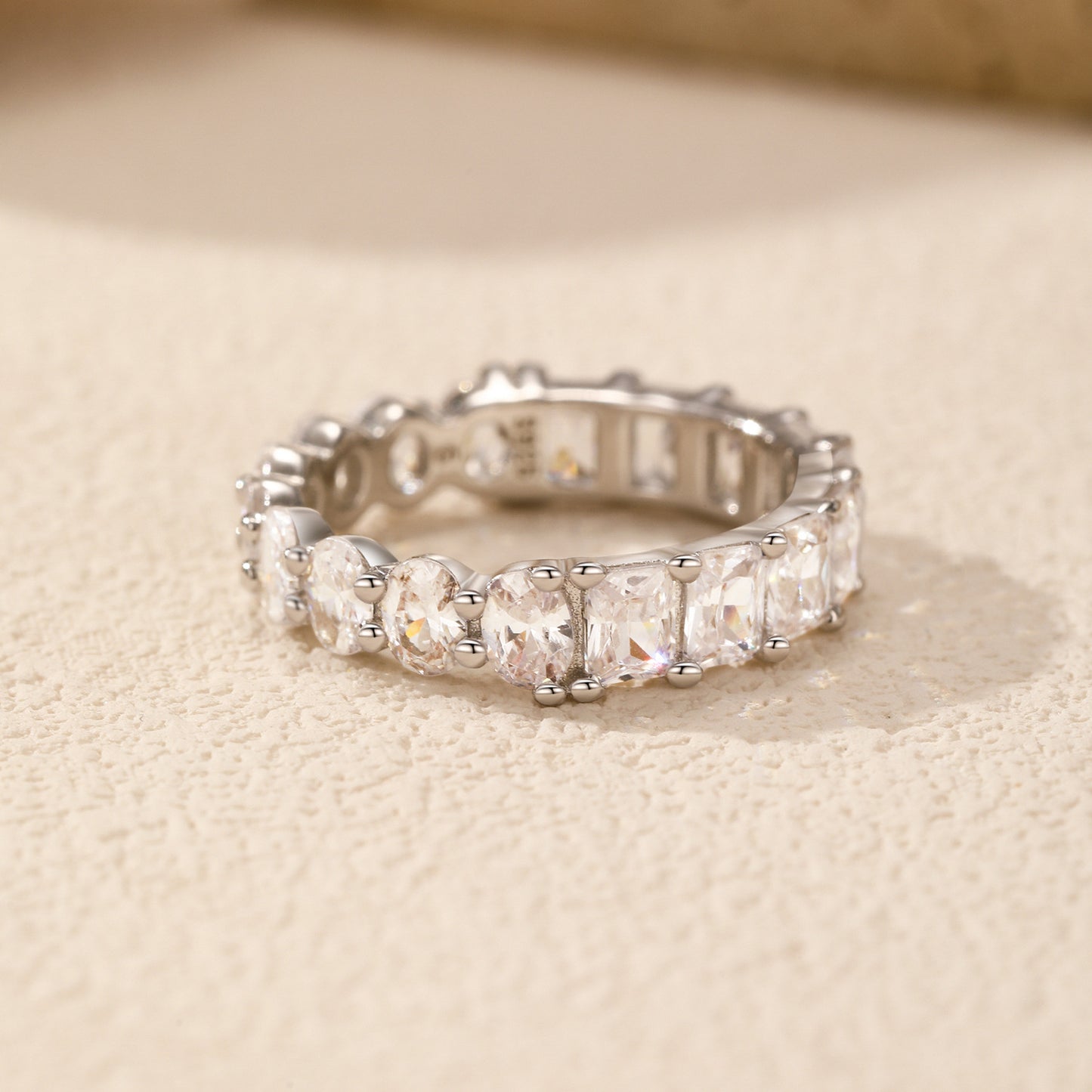 Planderful Everyday Genie Ring – Elegant Sterling Silver with Bright Zircon