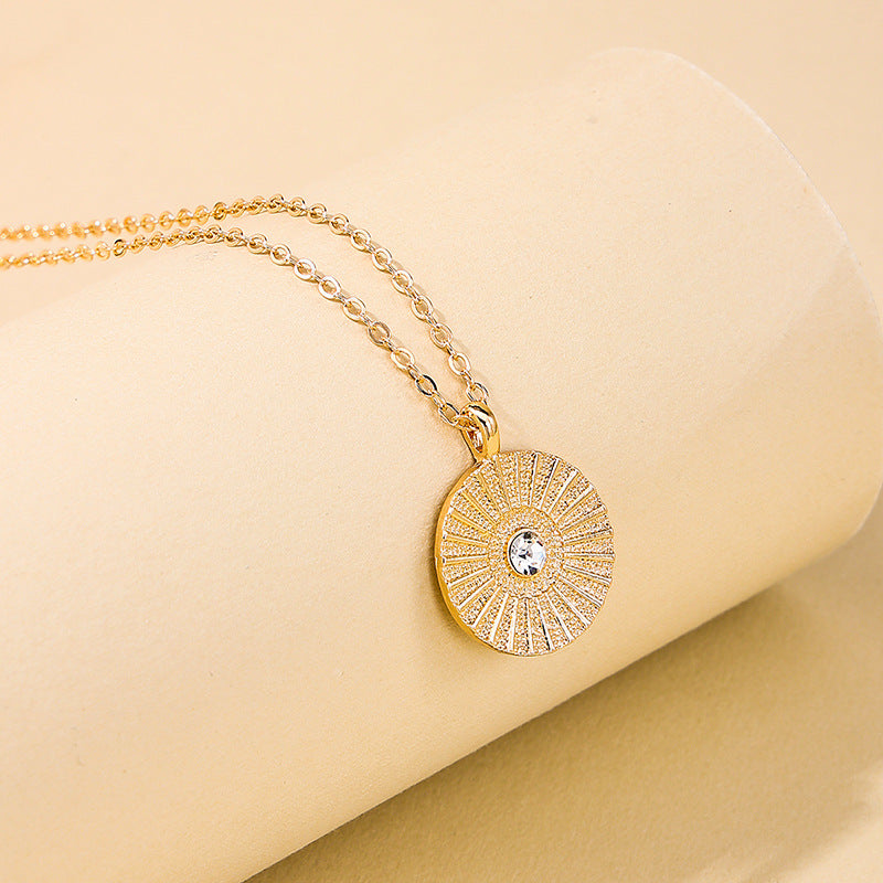 Vintage Style Metal Pendant Necklace with Sparkling Round Texture