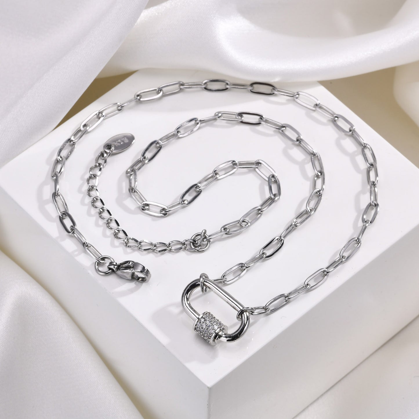 Necklaces Ladies Zircon Pendant Necklace 18K Gold Jewelry