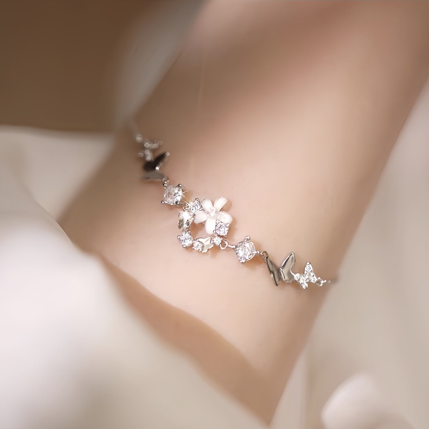 Planderful 925 Sterling Silver Flower Bracelet For Women Elegant Light Luxury Jewelry